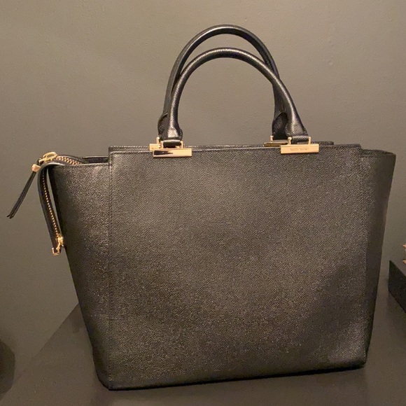 Henri Bendel A-List Satchel - Picture 2 of 7